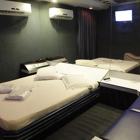 Motel Granville (Adults Only) Duque de Caxias Zewnętrze zdjęcie